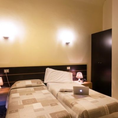 2-letti-1024x683-830x415