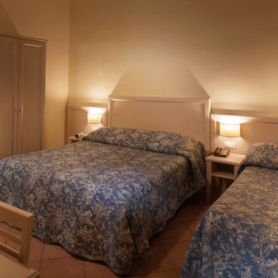 camera-tripla-hotel-eden-firenze-1-1024x468